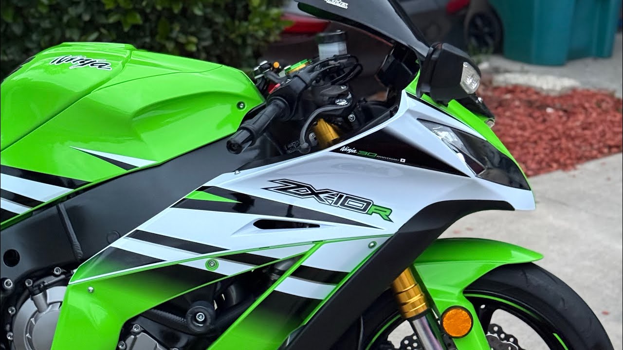Let's take a tour and go back in time 2015 Kawasaki ZX10R 30th