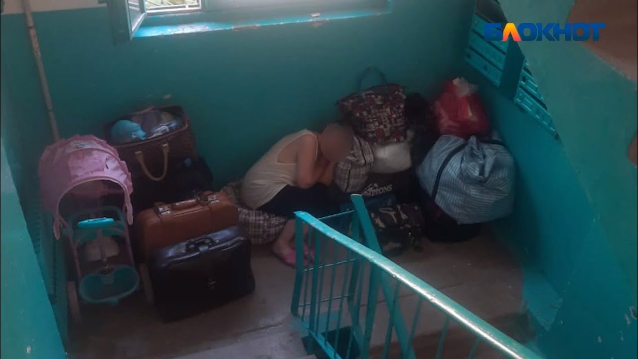 Платье Подъезд Дочерью Друзья Листья фото 31