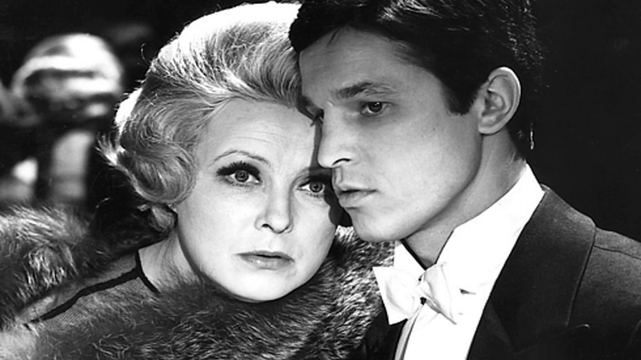 Уильям Сомерсет Моэм "Театр" 16+ - YouTube