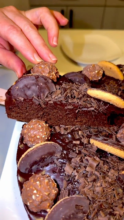 Download lagu #chocolatecake  #bestcakeever #cakeforeveryone #cokoladnikolac #cokolada