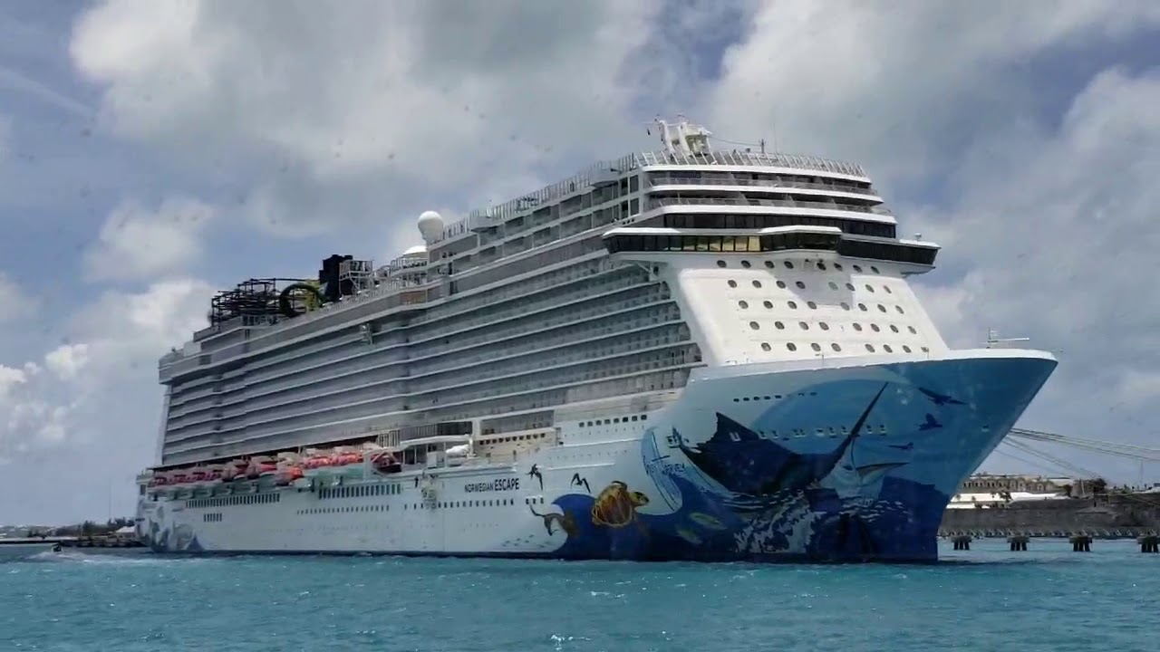 Norwegian Cruise lines ferry to St. George Bermuda - YouTube