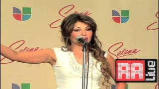 Thalia Canta Selena 'Amor Prohibido' Entrevista Cuando Toca Paulina Rubio @ Selena Vive