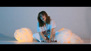 Miniatura de vídeo de "Jordana - I Guess This Is Life (Official Music Video)"