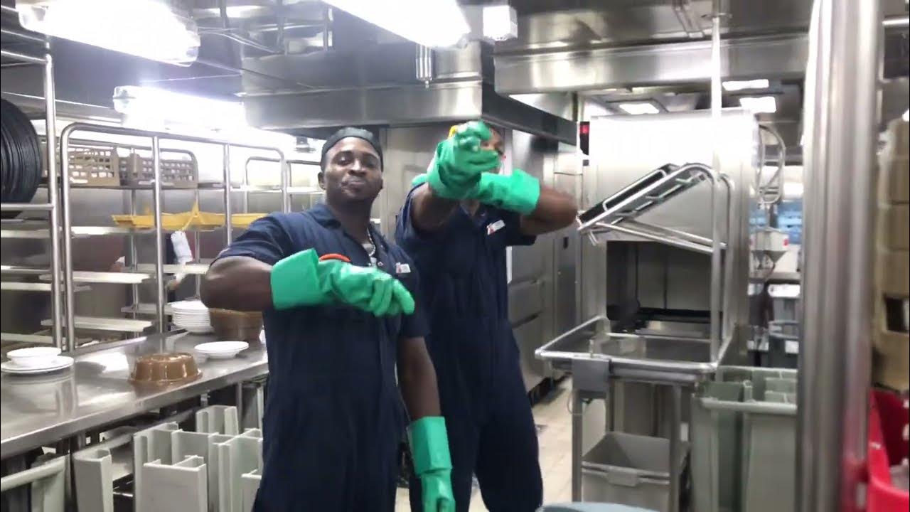 think-twice-before-you-apply-job-as-galley-steward-utility-cruise