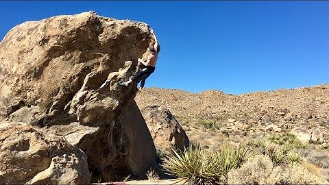 Joshua Tree Bouldering: Psyche V4****