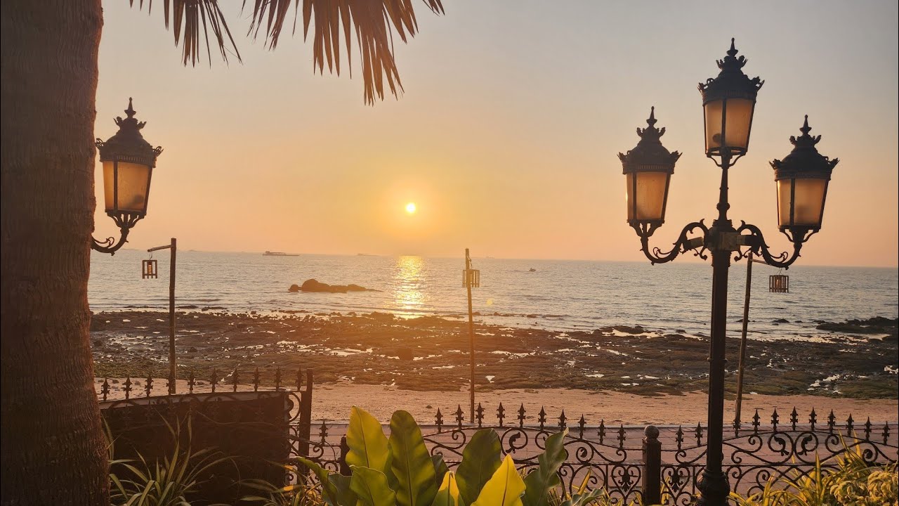 Барон Баба-Яга из Ruska Roma смотрит закат из отеля LK Emerald Beach Паттайя 💎 🌅 