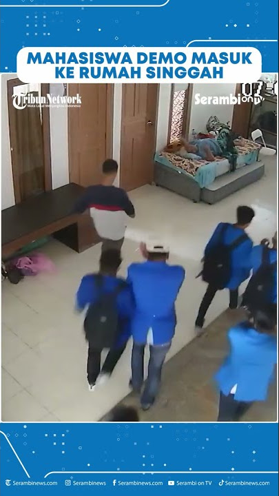 Hindari Gas Air Mata, Mahasiswa Demo Masuk ke Rumah Singgah