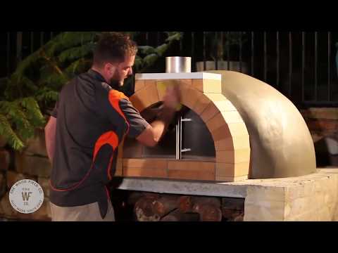 Calabrese oven pizza