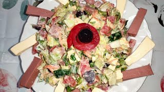 سلطة اللانشون مع الجبنة الشيدر    Luncheon salad with cheddar cheese and mayonnaise