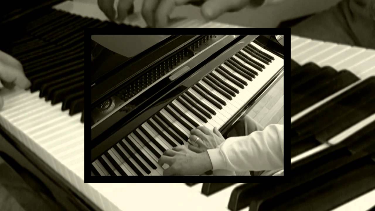 Beer Barrel Polka/Roll Out The Barrel. Jon England performs Liberace's