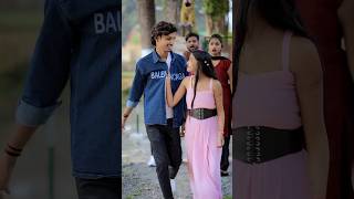 Download Lagu Pyaar kiya hai re Tujhe pyaar kiya hai MP3