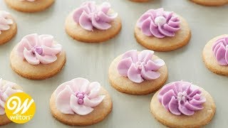 How To Pipe Flowers Ercream Vs Royal Icing Wilton