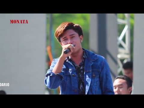 PAMER BOJO - WIDHI ARJUNA - MONATA LIVE ALUN-ALUN SIDOARJO