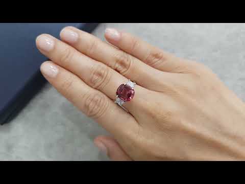 Vivid red-pink rubellite in cushion cut 3.63 ct, Nigeria Video  № 2