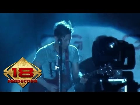 NOAH - Puisi Adinda (Live Konser Bandung 23 Oktober 2013)