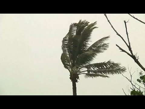 TAYVAN'DA UÇUŞLAR İPTAL 1 Haberler Typhoon Nesat makes landfall in Taiwan