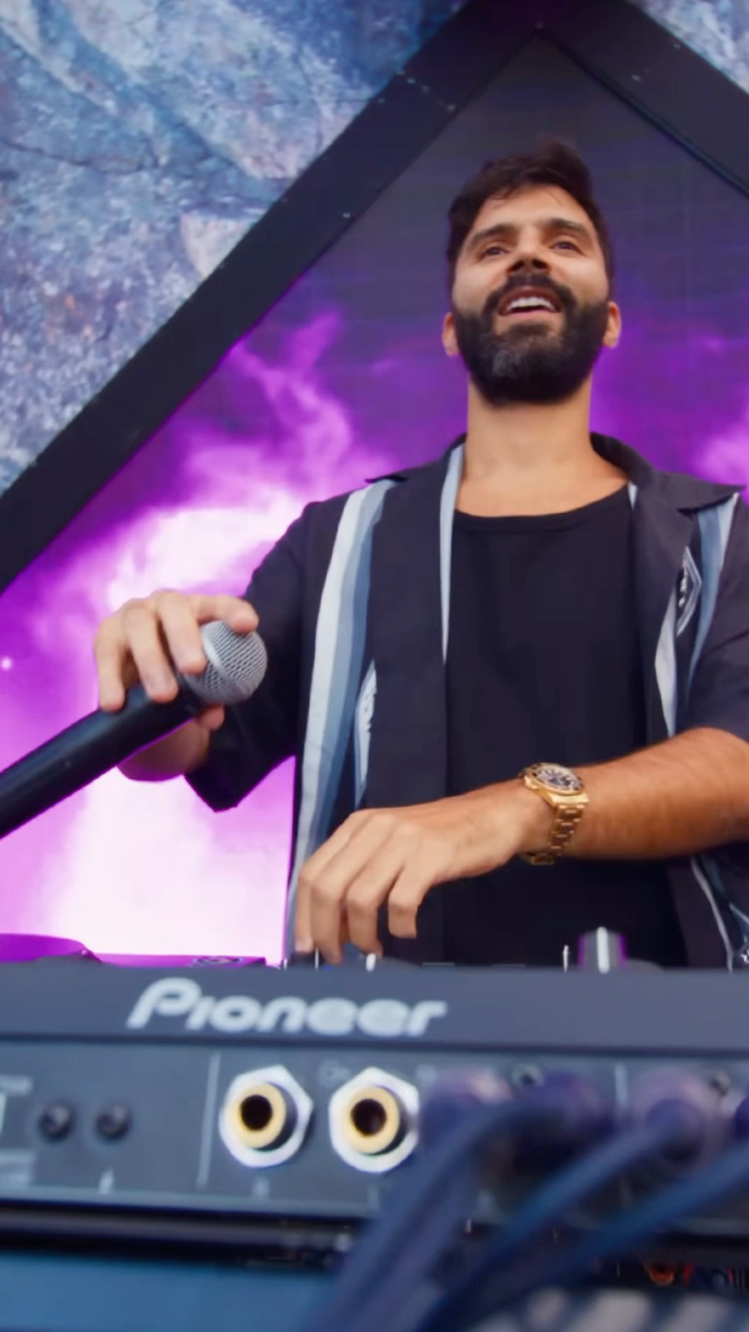 We're counting down to the new year with ​⁠@tiesto  X ​⁠@R3HAB - Run Free (Countdown) ?#shorts