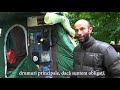 (REPORTAJ) Familia care călătorește prin Europa cu o căruță și un măgar