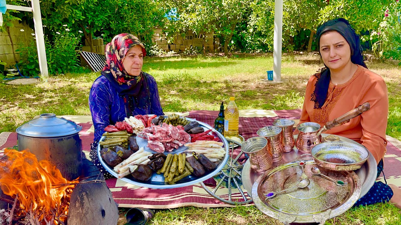 ANNEM YENİ KÖY EVİNE YENİ EŞYALAR ALDIK ~TAZE YAPRAKTAN SARMA YAPTIK AKŞAM YEMEĞİ
