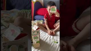 5Yo Read From Drink Carton