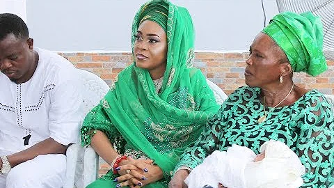 Alfa Got Jide Kosoko,Others Laughing As They Drop Money For Sola Kosoko' Baby At Her Naming Ceremony