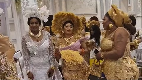 Mc papilo and the celebrate re 2 grèedy ppl