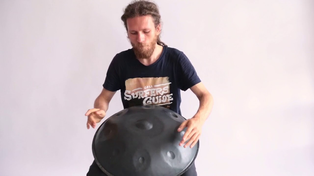 Handpan improvisation by Pasha Aeon, live in SPB, HD 2018