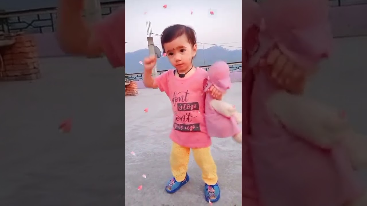 Cute baby girl dancing 🥰😘shorts YouTube