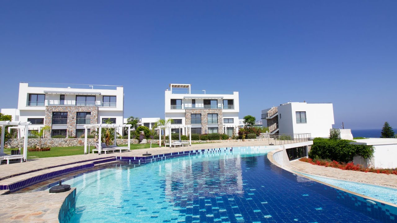 North Cyprus Properties/Nordzypern/СеверныйКипр  - 3 bedroom Luxury  Seafront apartment