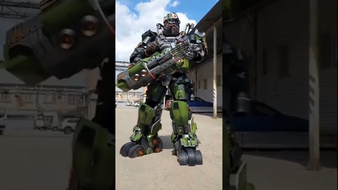 Did you recognize this hero?💚 #transformers #lirobots #transformer #costume #robotcostume #cosplay