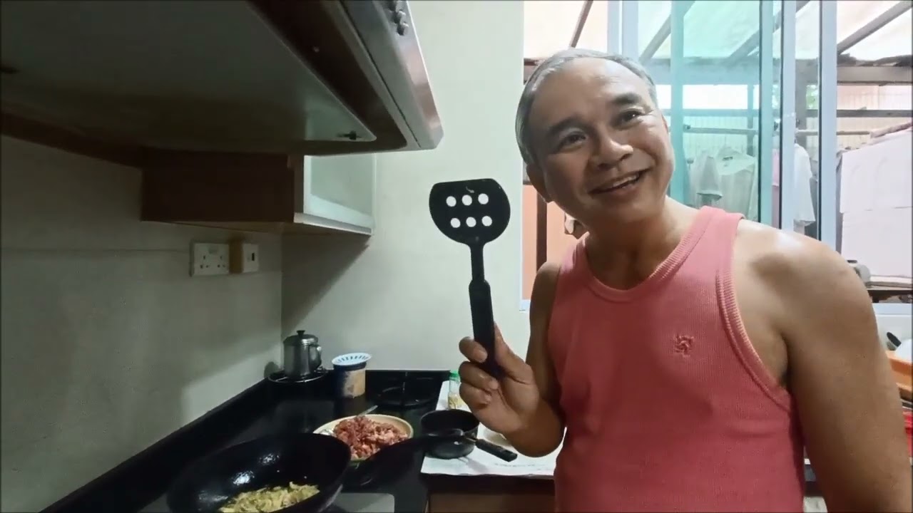 Шеф-повар Сэм — жареная свинина с имбирем и перцем