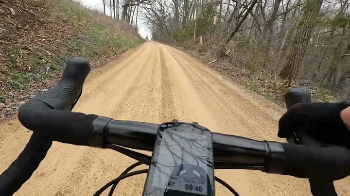 Elizabeth, IL Driftless Gravel ride. Did we beat t...