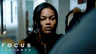 A Thousand and One | Inezs New Landlord Wants to do Renovations
Jerry (Mark Gessner), the new apartment complex landlord, decides to help Inez (Teyana Taylor) and her family with renovations in their worn-down apartment. He insists that they will need to vacate the apartment in order to do the work.
Subscribe to Focus Features: http://bit.ly/FocusFeaturesYouTube
Become a Focus Insider: https://insider.focusfeatures.com
Website: https://www.focusfeatures.com
Instagram: https://www.instagram.com/focusfeatures
Facebook: https://www.facebook.com/focusfeatures
Twitter: https://twitter.com/focusfeatures
Watch A Thousand and One here: https://www.universalpicturesathome.com/movies/a-thousand-and-one
#AThousandandOne #TeyanaTaylor #WillCatlett #focusfeatures
After unapologetic and fiercely loyal Inez kidnaps her son Terry from the foster care system, mother and son set out to reclaim their sense of home, identity, and stability, in a rapidly changing New York City. A Thousand and One | Inezs New Landlord Wants to do Renovations
