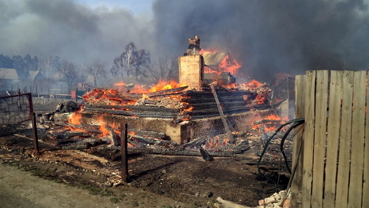 Газ после пожара. Пожар СНТ Малиновка Курган. Пожар в Иковке Курганская область 2022. Курган пожары 2023. Пожары в Курганской области 2023.