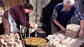 Handmade soap with used oil and soda. Traditional elaboration in the Pyrenees in 1997