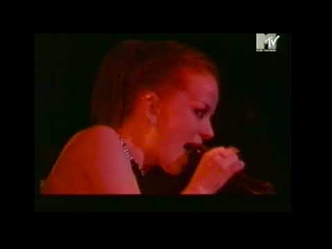 GARBAGE - Stupid girl (LIVE Paris 1999)