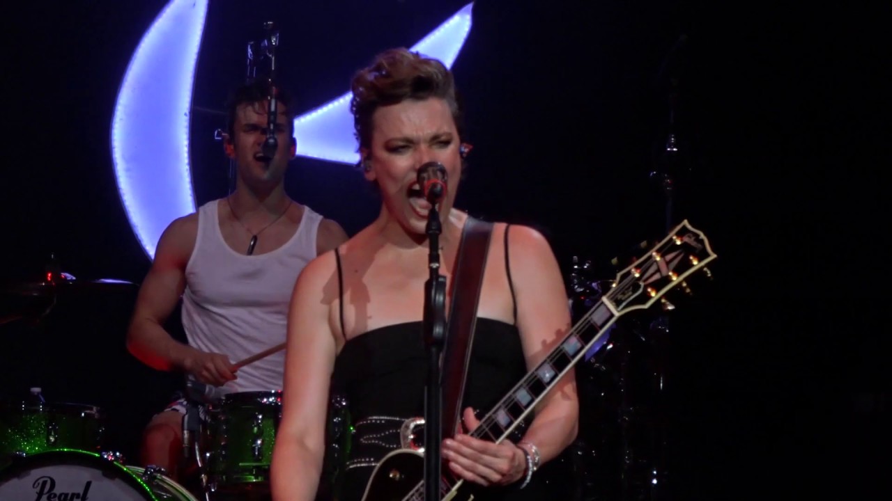 Halestorm - "Uncomfortable" - PNC Bank Arts Center, Holmdel, NJ 2019-08-15