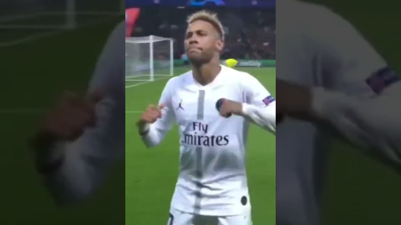 Neymar dancing to parado no bailao