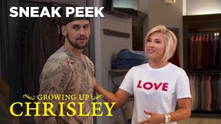 Growing Up Chrisley | Sneak Peek: Savannah Is Too Controlling | S2 Ep7 | Chrisley Knows Best