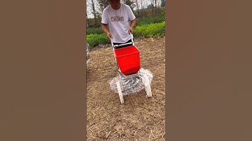 Farmland Fertilizer Trolley- Good tools and machinery can increase work efficiency #shorts