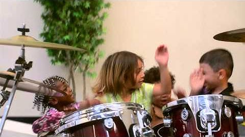 Help-Portrait 2011 Announcement Video