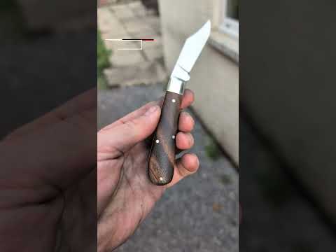 Discover the Hidden Gem of Antique Knives: The Vintage Joseph Rogers Skinner!