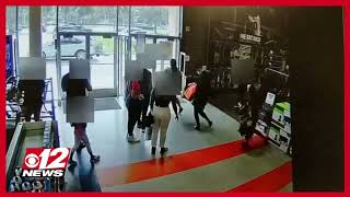 VIDEO: Four teens arrested after running out of store with thousands in merchandise