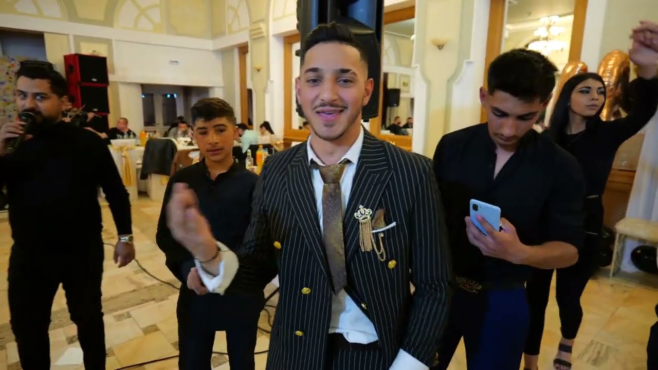 Clip 2 Toni de la Brasov la majorat Nelutu