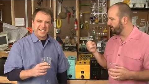 How to Choose Holiday Wine -- Inside the Box Video