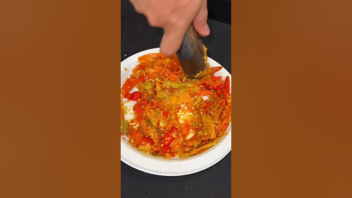 Makan Indomie pake 100 cabe !! #indomie #hendryjonathan #kulinerviralindonesia