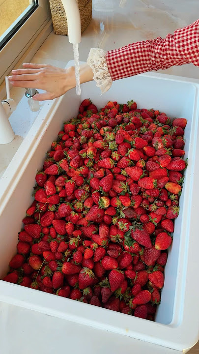 Strawberry jam 🍓#abirzkitchen #strawberry