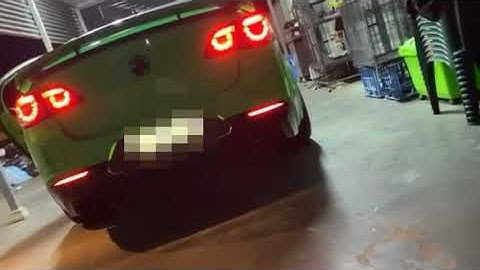 VF SS  BIG CAM IDLE FLAMES SHOOTING