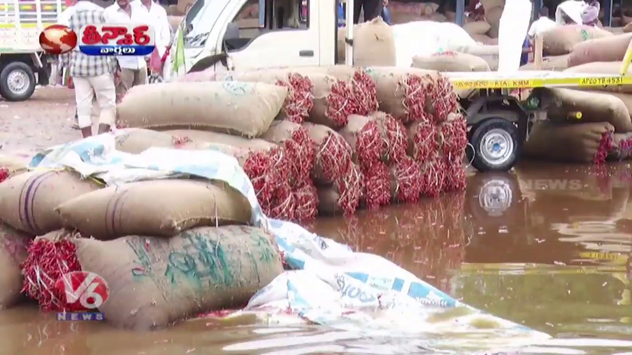 Farmers Face Heavy Losses Due To Unseasonal Rainfall | Teenmaar News ...