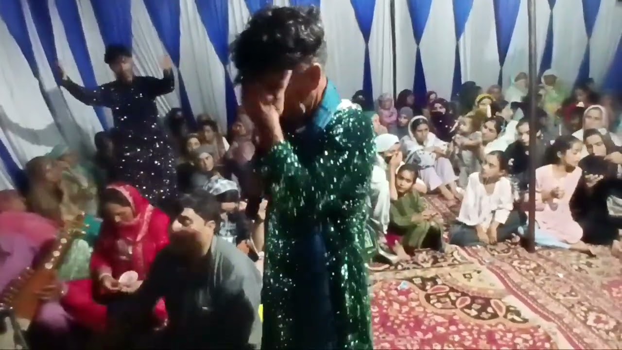 New kashmeri song singer.fayaz ah.dar Dancer Gulzar master and danesh. 9906174145.noore noore